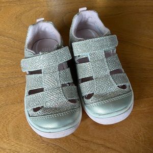 STRIDE RITE Sandals